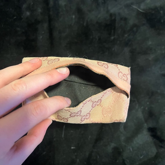 Light pink Gucci vintage card holder - Picture 4 of 4